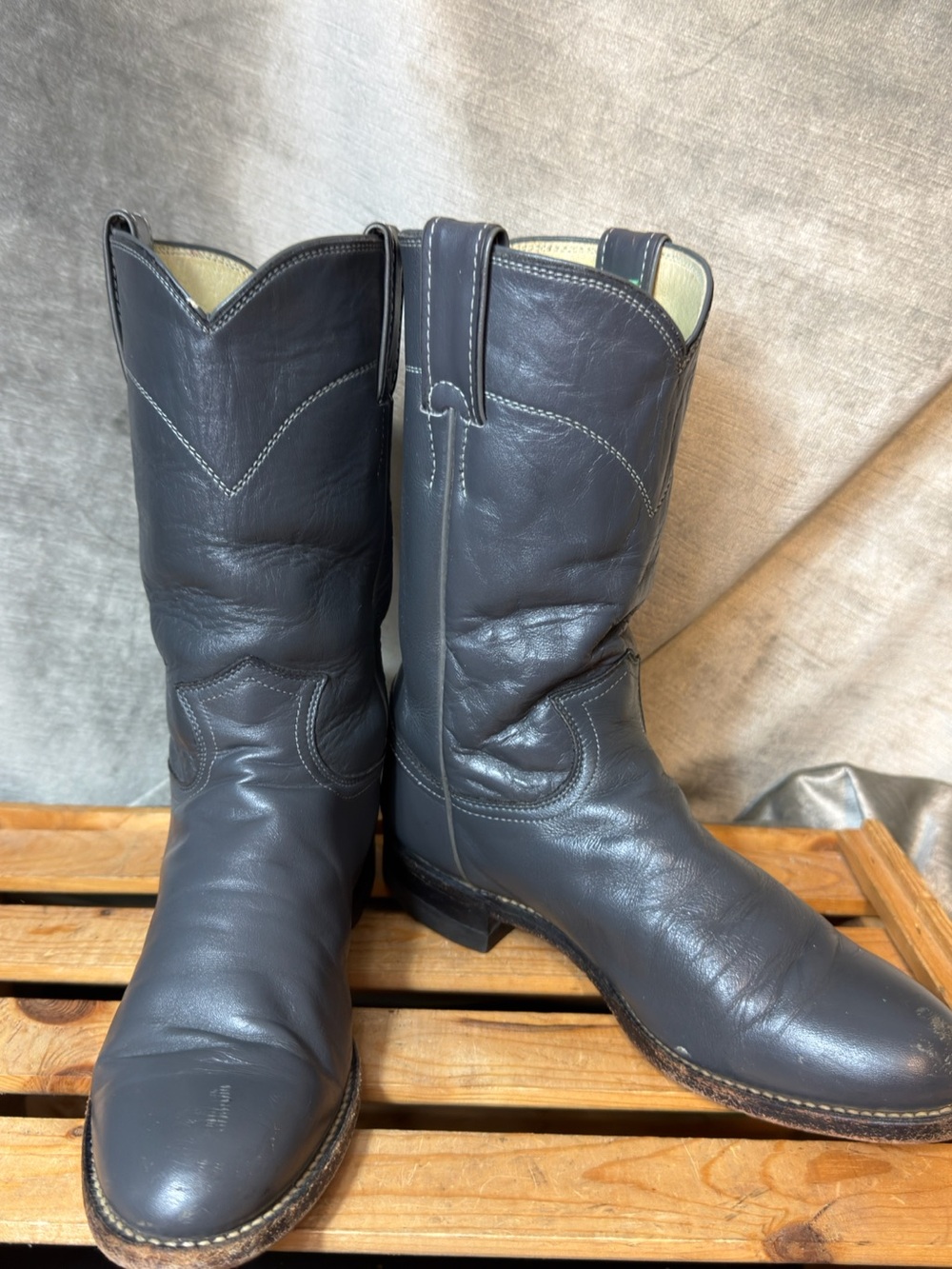 Justin Women's Western Gray Roper Boots. Size 6.5B Model L3056